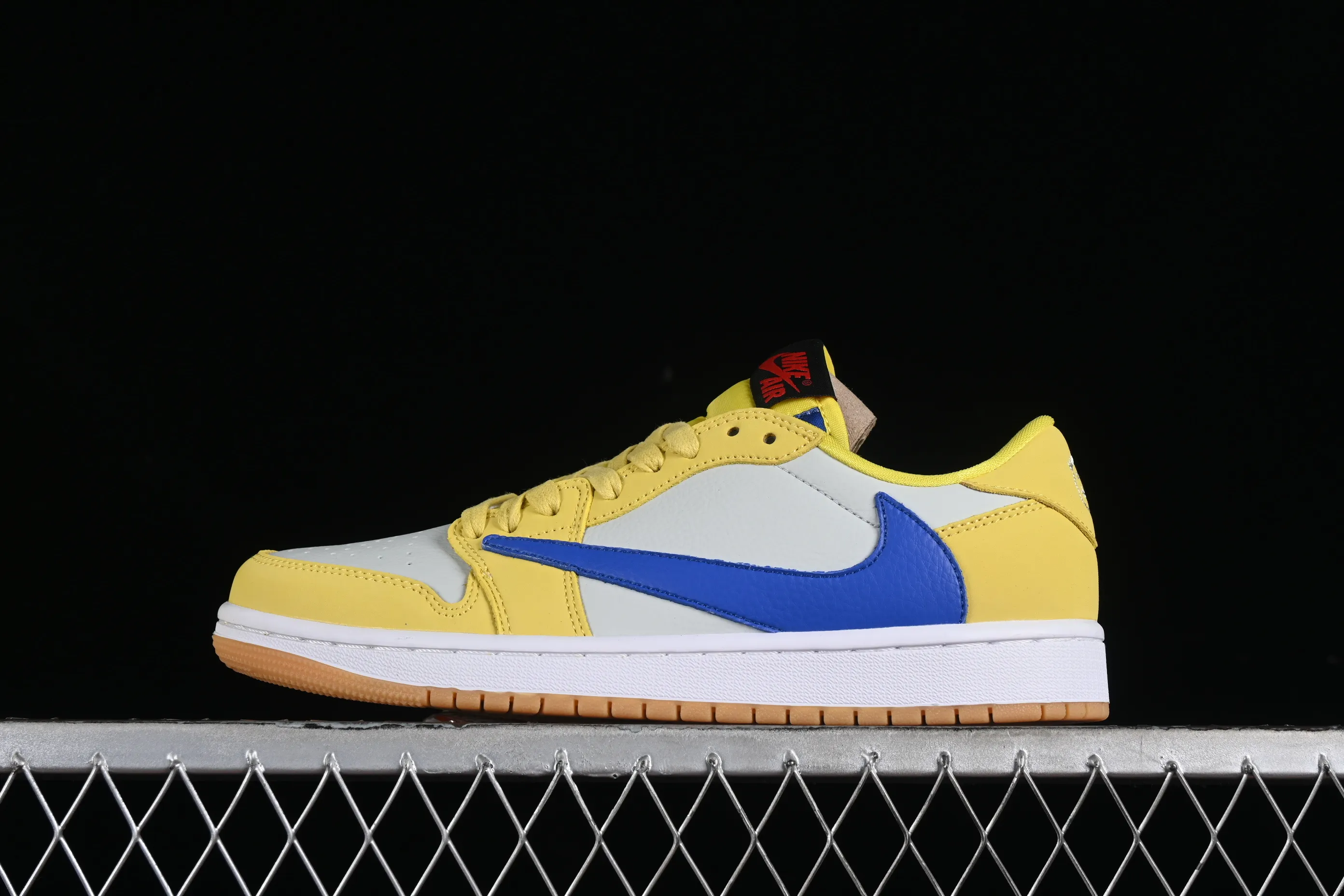 All categories Air Jordan Jordan series basketball shoes Air Jordan 1 Low Travis Scott x Air Jordan 1 Low OG AJ1 Joe 1 undercut low DZ4137-700